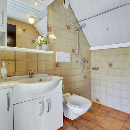 Appartement Otto - 2-3km From The Sea By Interhome
